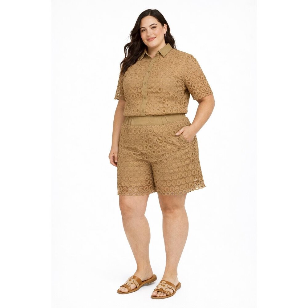 🏝️ NWT Khaki Crochet Lace 2-Piece Set Collared Blouse & Shorts XL 🏝️